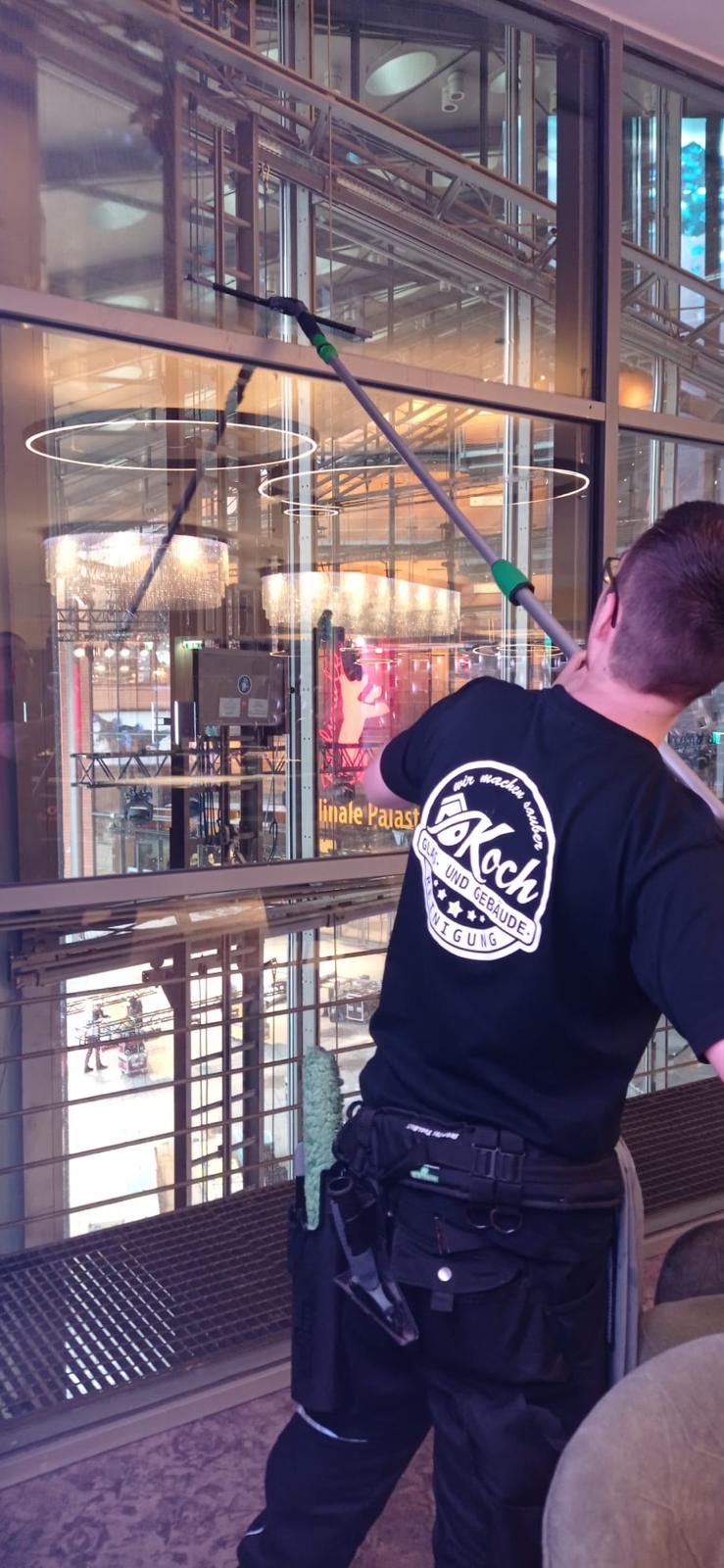 Reinigung Glasfassade